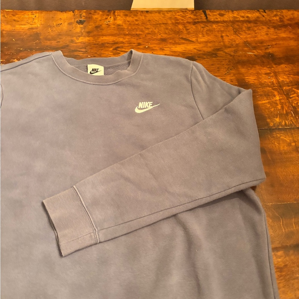 Nike blue/purple crewneck!! - Picture 2 of 6